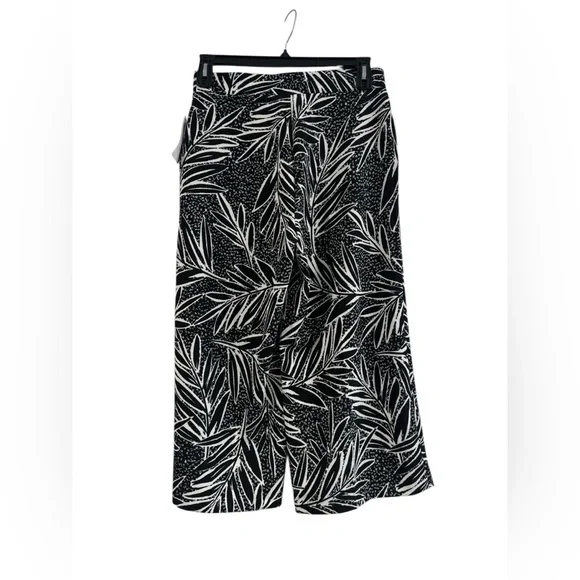 Women’s Tropical Wide Leg Palazzo Pant Size Medium Black White Leaf NWT - Picture 3 of 11
